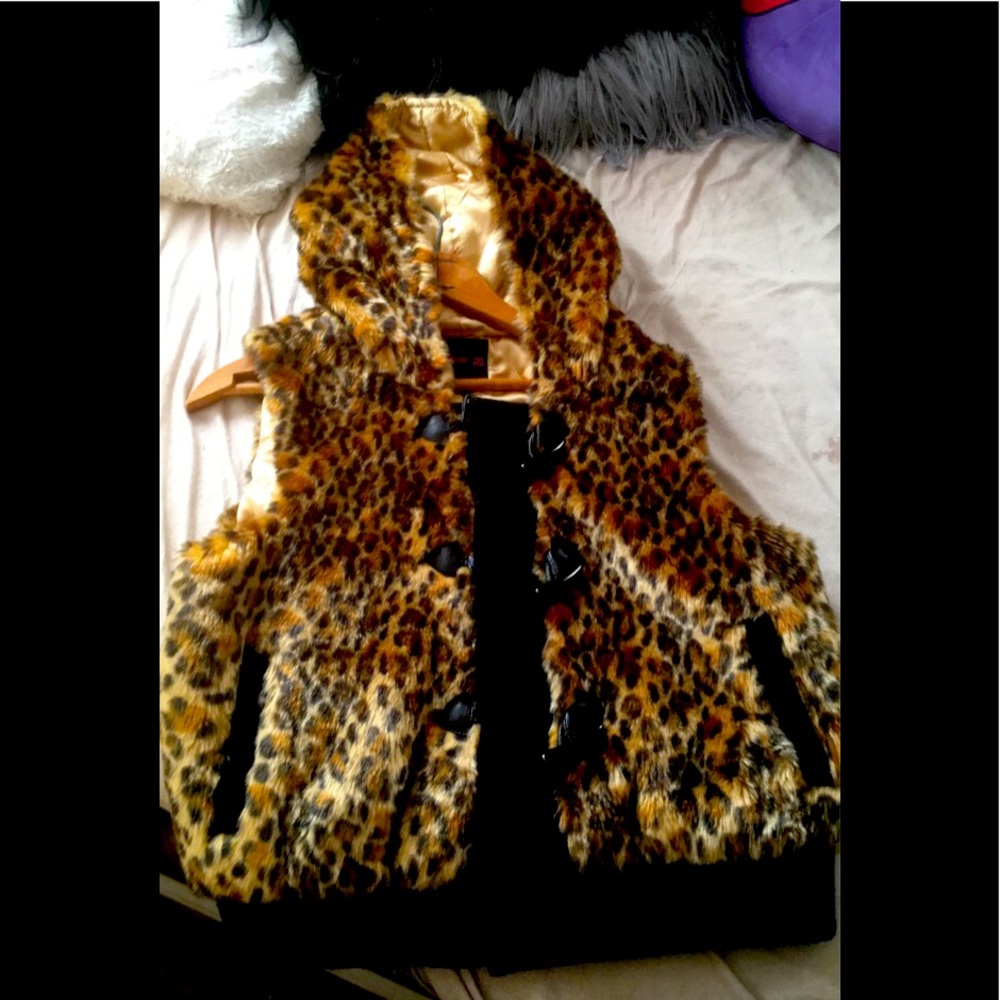 Forever 21 leopard vest